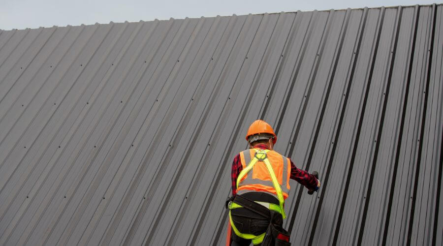 Professional residential roofers in Lucan, MN